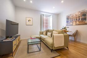 Apartment for rent for €3,000 per month in Madrid, Calle de la Alameda