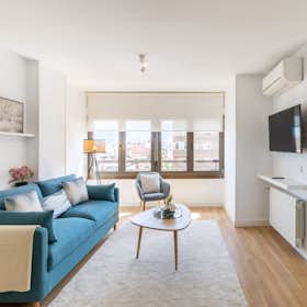 Appartamento in affitto a 3.050 € al mese a Madrid, Avenida de Alberto Alcocer