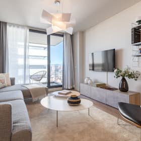 Apartment for rent for €3,520 per month in Madrid, Paseo de la Dirección