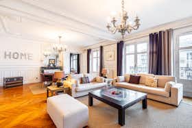Apartment for rent for €7,284 per month in Paris, Avenue de Wagram