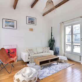 Apartment for rent for €2,968 per month in Paris, Rue Pierre Leroux