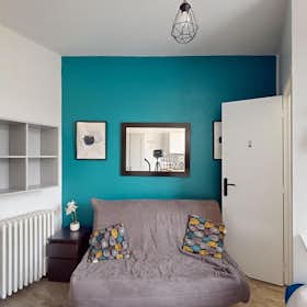 单间公寓 正在以 €430 的月租出租，其位于 Tours, Boulevard Jean Royer