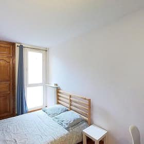 Habitación privada for rent for 410 € per month in Orléans, Rue Lazare Carnot