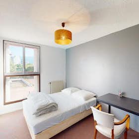Cameră privată de închiriat pentru 361 EUR pe lună în Grenoble, Allée de la Colline