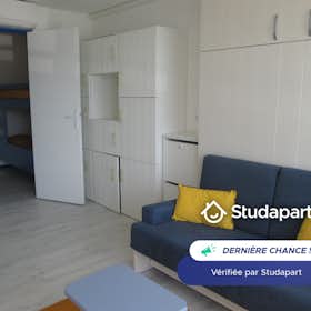 Lägenhet att hyra för 540 € i månaden i Hendaye, Avenue des Mimosas