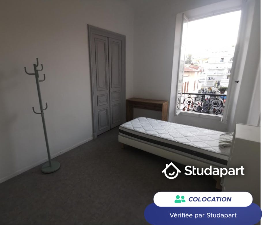 Private room for rent on Rue Halévy, Nice
