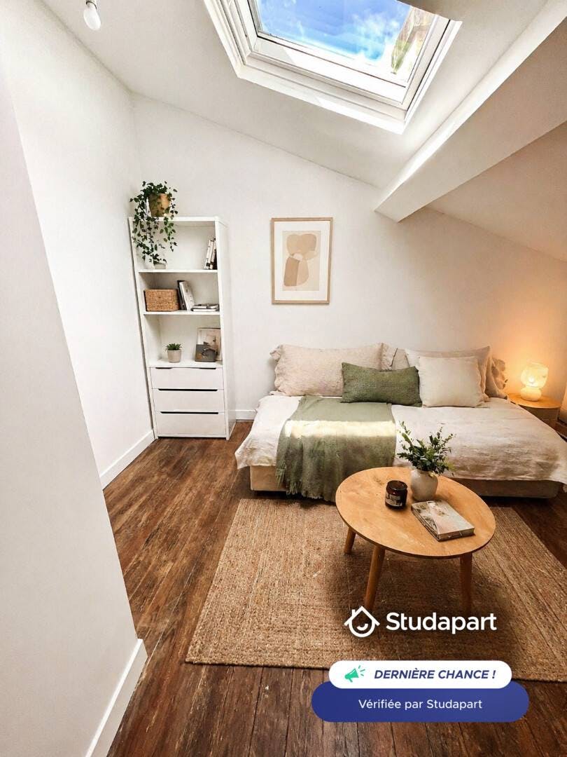 Mieszkanie do wynajęcia za 440 € miesięcznie w mieście Poitiers, Rue des Flageolles