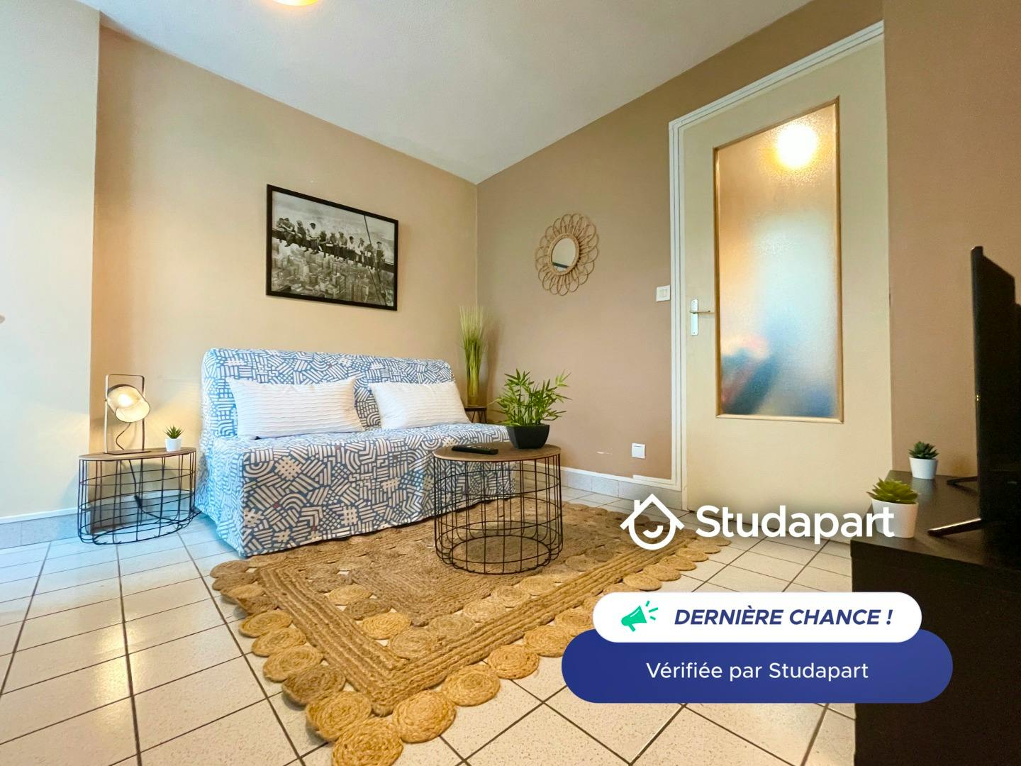 Apartament de închiriat pentru 815 EUR pe lună în Grenoble, Rue Félix Esclangon
