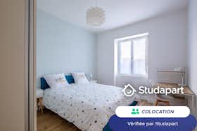 Privé kamer te huur voor € 450 per maand in Belfort, Rue de Lille