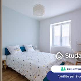 Отдельная комната сдается в аренду за 420 € в месяц в Belfort, Rue de Lille