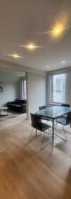 Apartment for rent for €1,600 per month in Ixelles, Avenue Auguste Rodin