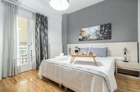 Wohnung zu mieten für 1.100 € pro Monat in Athens, Mpotsari TousaAthina 117 41