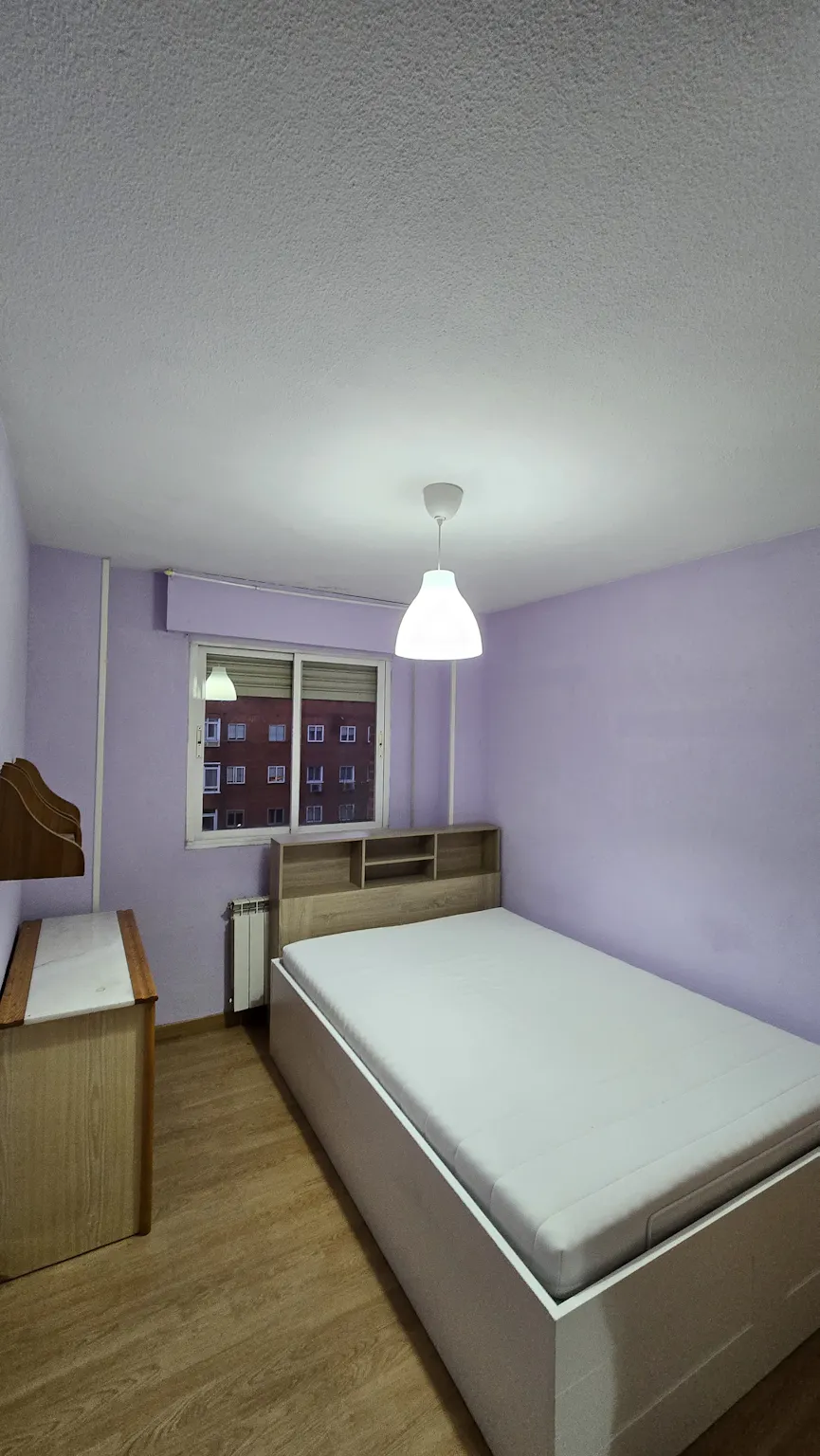 Private room in Avenida de Pablo Neruda, Madrid (1499757) ROOM 2