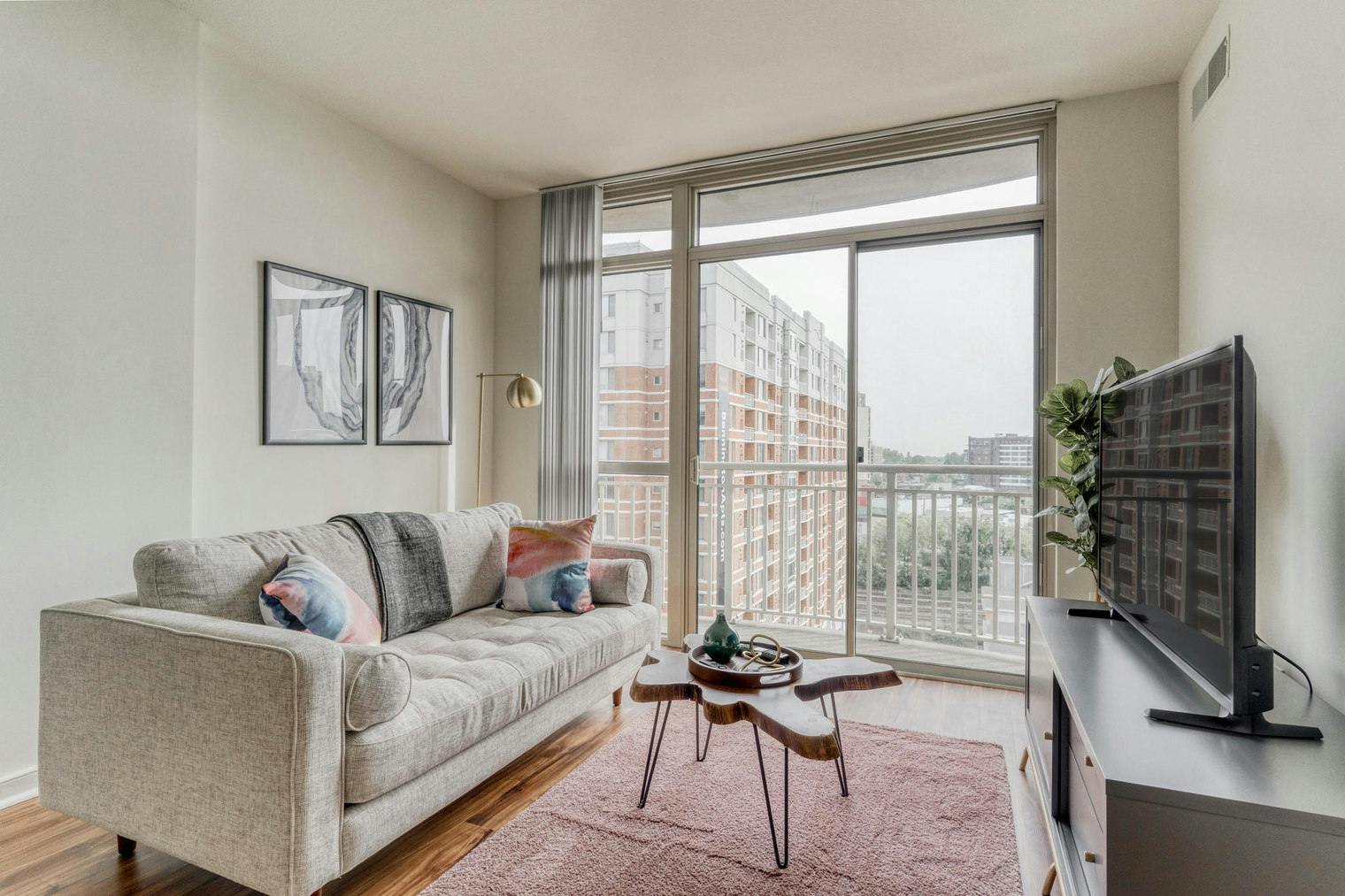 Appartement à louer pour $4,646/mois à Silver Spring, East-West Highway