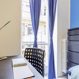 Private room for rent for €770 per month in Milan, Via Domenico Cucchiari