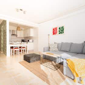 Квартира сдается в аренду за 5 000 € в месяц в Candelaria, Calle Princesa Arminda