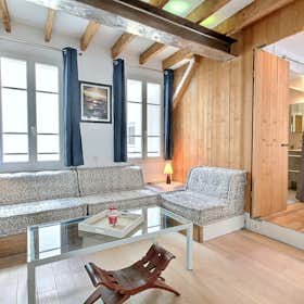 Appartement te huur voor € 1.339 per maand in Paris, Rue Bachelet