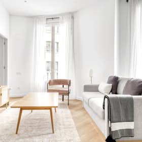 Apartment for rent for €2,644 per month in Barcelona, Gran Via de les Corts Catalanes