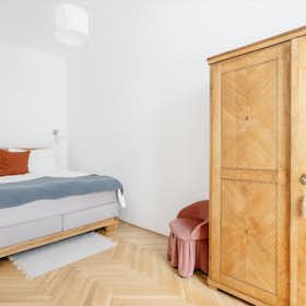 Apartment for rent for €1,400 per month in Vienna, Diefenbachgasse