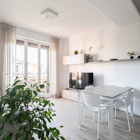 公寓 正在以 €1,500 的月租出租，其位于 Milan, Via Giovanni Ambrogio De Predis