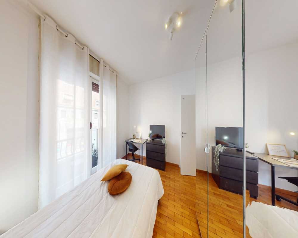 Viale Tunisia, Milan preview