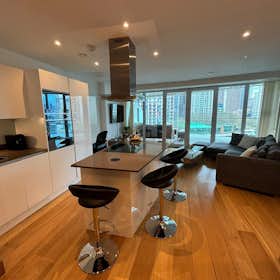 Appartement for rent for £ 4.100 per month in London, Crossharbour Plaza