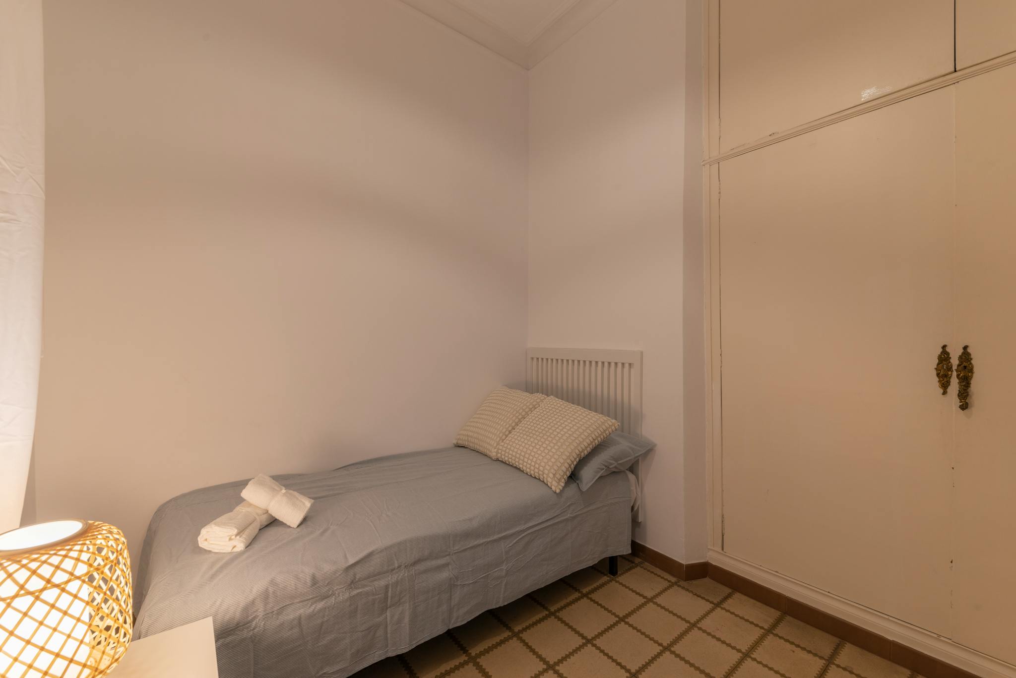 Plaça de Ramon Berenguer el Gran, Barcelona preview