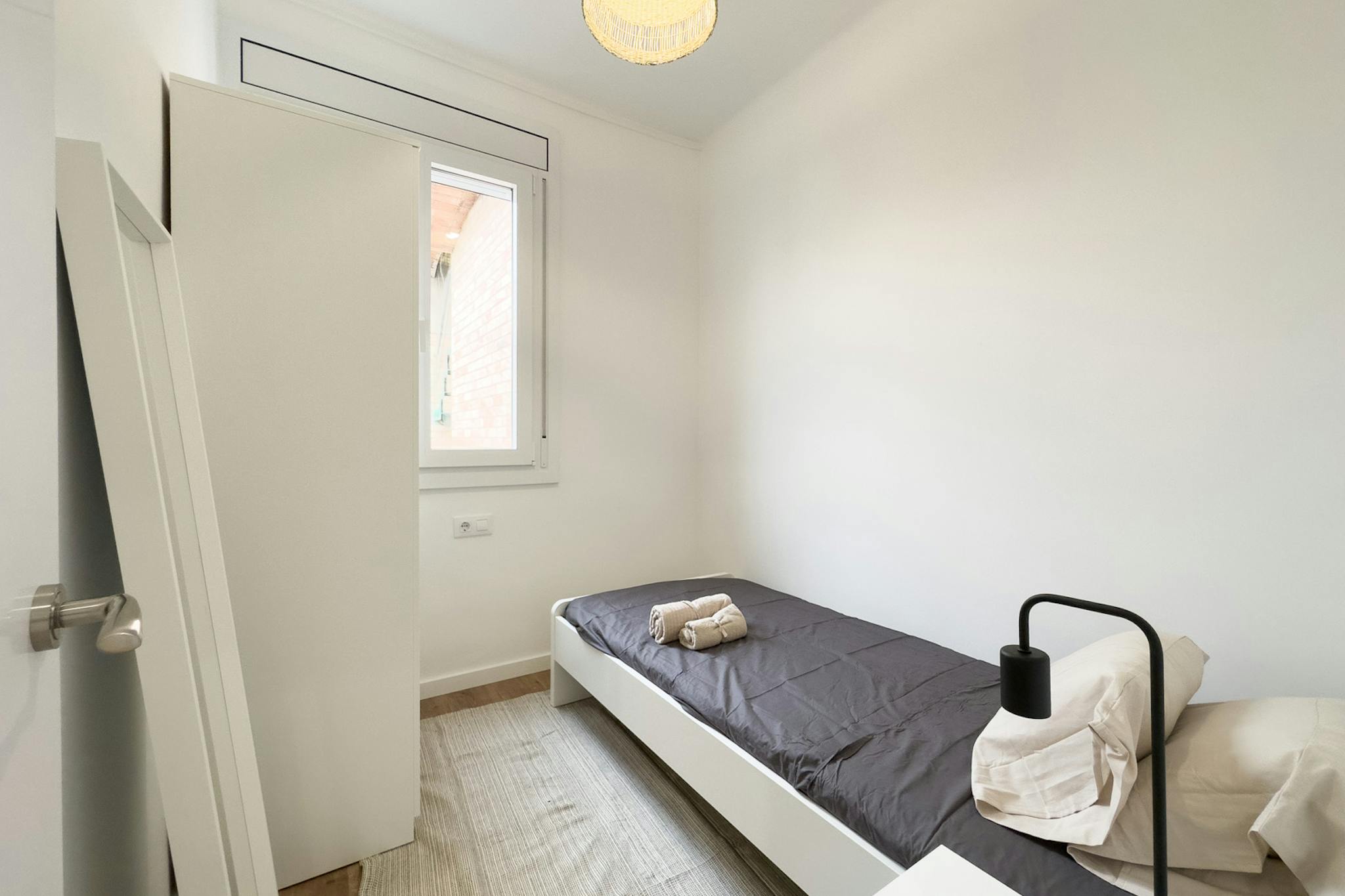 Carrer de Roger de Flor, Barcelona preview