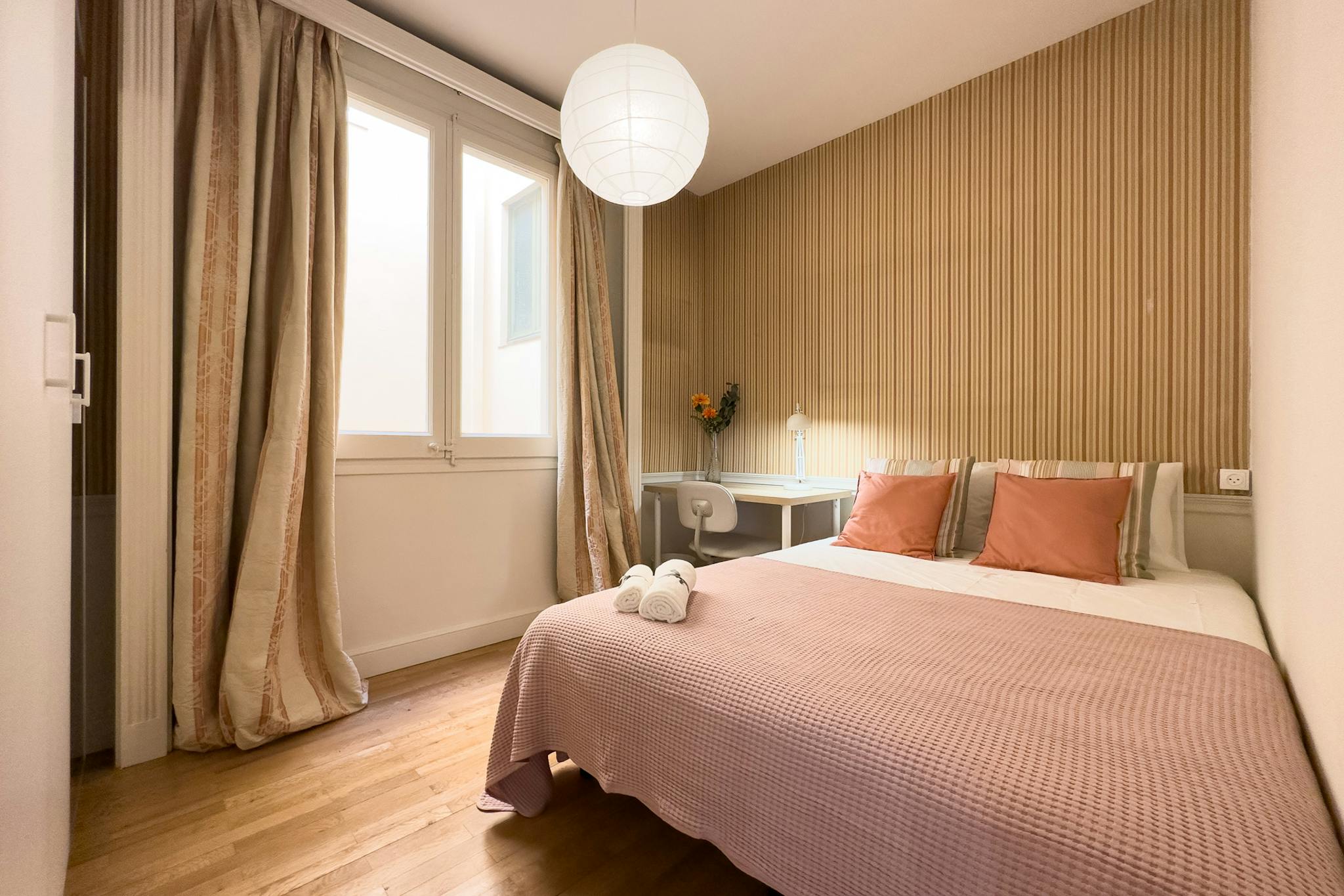 Plaça del Doctor Letamendi, Barcelona preview