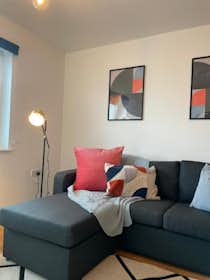 Casa para alugar por £ 3.800 por mês em Cardiff, Bute Crescent