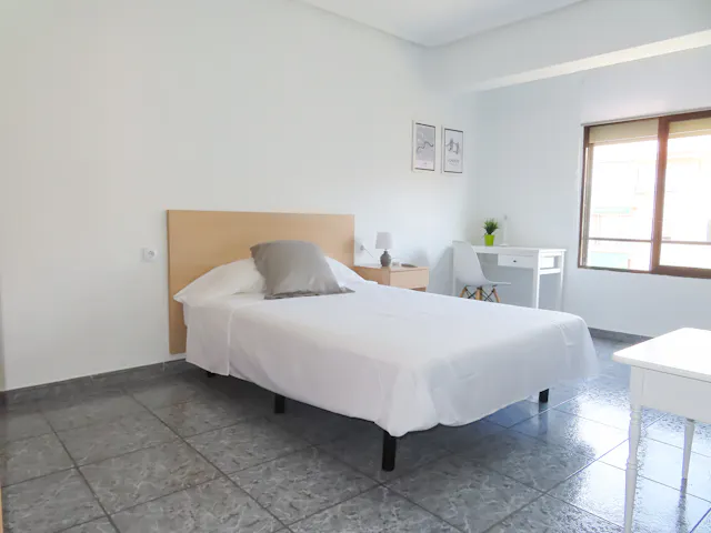 3-Bedroom Apartment in Carrer de Ramiro de Maeztu, Valencia (1500167) room image 2