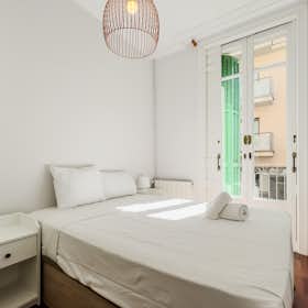 Private room for rent for €875 per month in Barcelona, Carrer de Vilardell