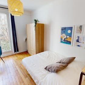 Private room for rent for €739 per month in Paris, Place de la Porte de Châtillon