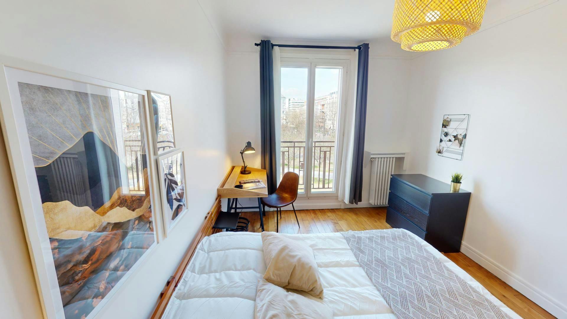 Private room for rent on Place de la Porte de Châtillon, Paris - Vue 4