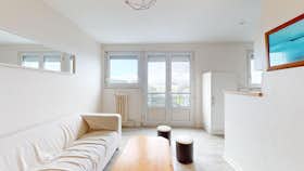 Отдельная комната сдается в аренду за 323 € в месяц в Nantes, Boulevard Jean Moulin