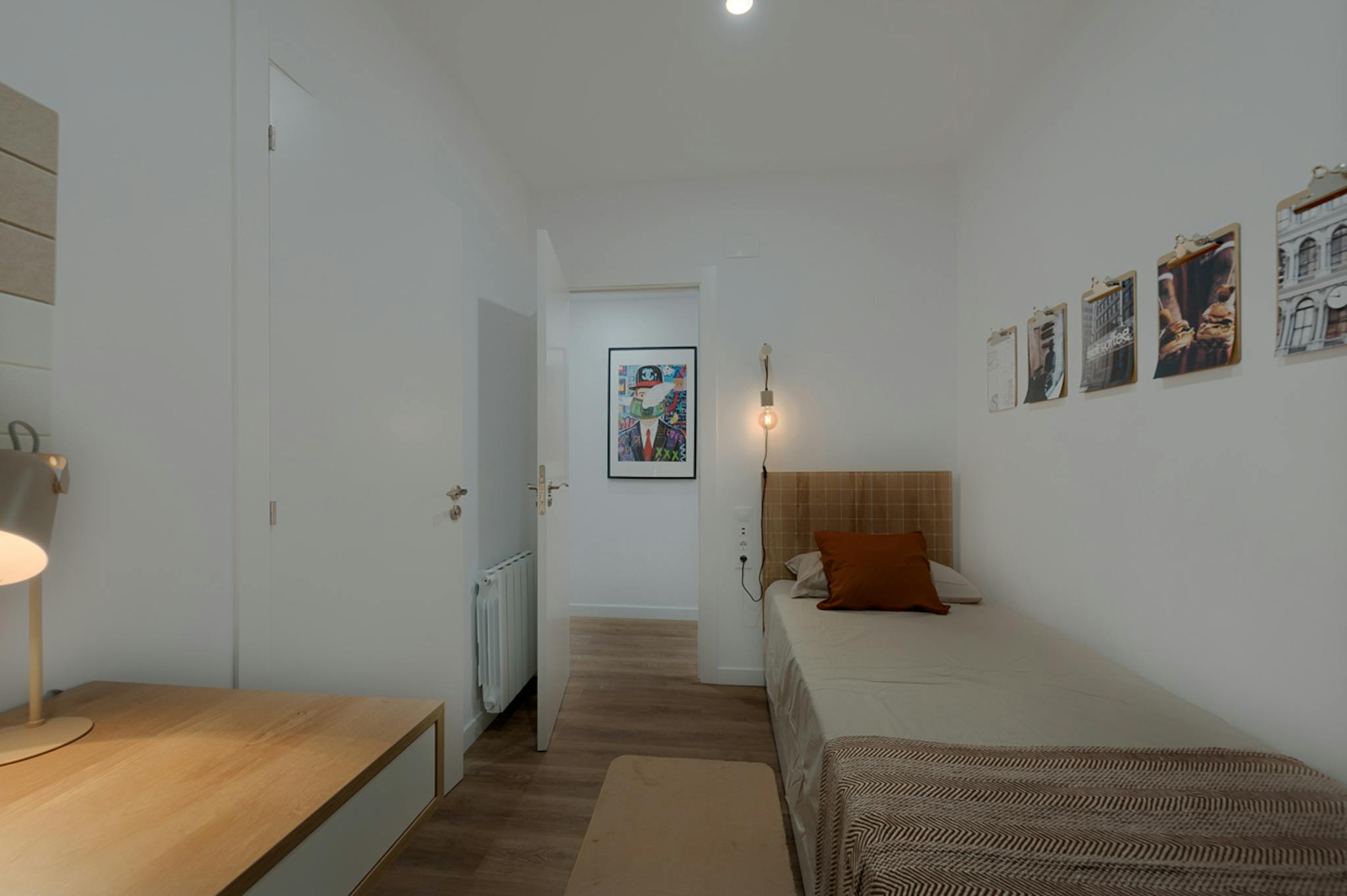 Carrer de Nàpols, Barcelona preview