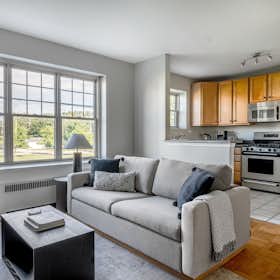 Appartamento for rent for $2,310 per month in Evanston, Hampton Pkwy