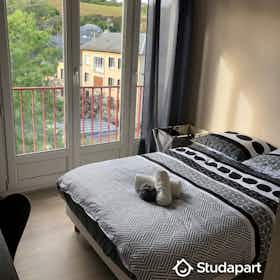Отдельная комната сдается в аренду за 395 € в месяц в Évreux, Rue Saint-Sauveur