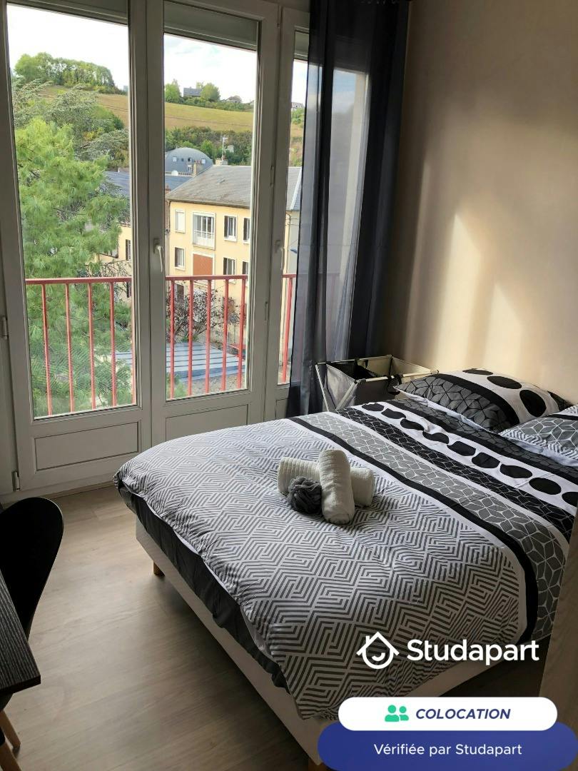 Privé kamer te huur voor € 380 per maand in Évreux, Rue Saint-Sauveur