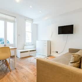 Studio for rent for £1,873 per month in London, Philbeach Gardens