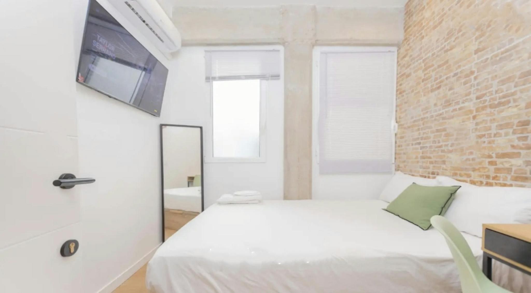 Carrer de l'Arquitecte Alfaro, Valencia preview