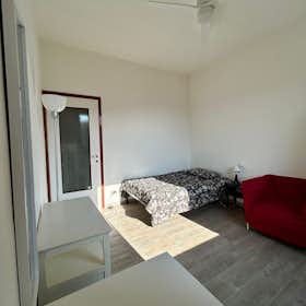 Приватна кімната за оренду для 600 EUR на місяць у Sesto San Giovanni, Via Caduti sul Lavoro