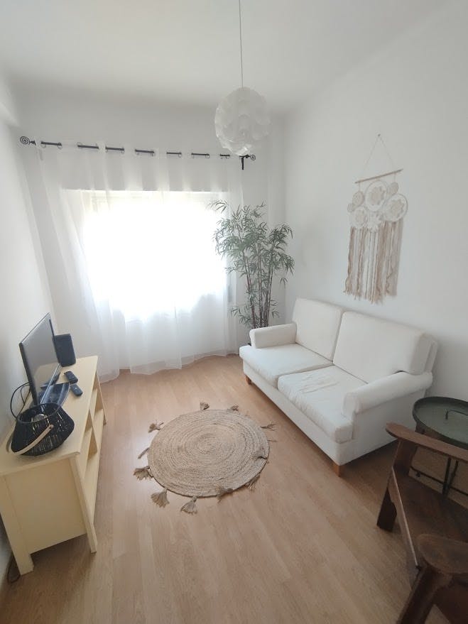 Квартира сдается в аренду за 1 200 € в месяц в Setúbal, Rua do Clube Recreativo da Palhavã