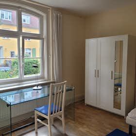 WG-Zimmer for rent for 600 € per month in Hamburg, Köhlerstraße