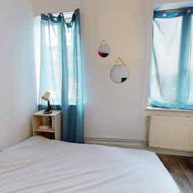 Private room for rent for €450 per month in Roubaix, Rue Lavoisier