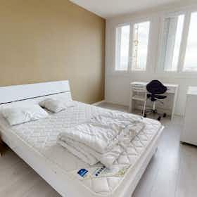 Pokój prywatny do wynajęcia za 425 € miesięcznie w mieście Toulouse, Boulevard de Larramet