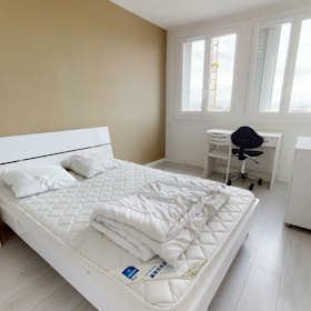 Отдельная комната сдается в аренду за 425 € в месяц в Toulouse, Boulevard de Larramet
