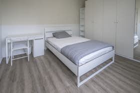 Приватна кімната за оренду для 1 129 EUR на місяць у Amstelveen, Rozenoord