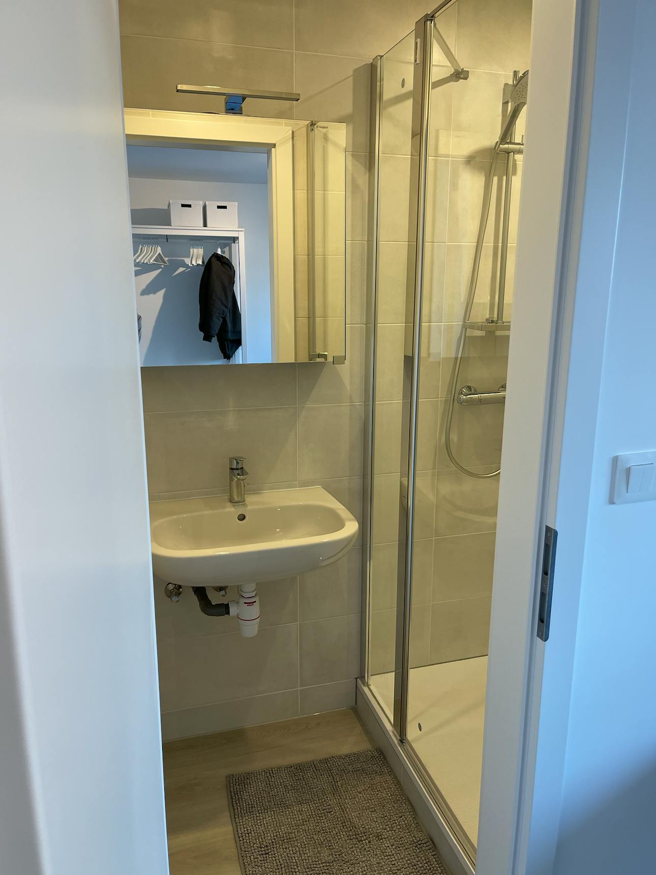 preview gallery tile