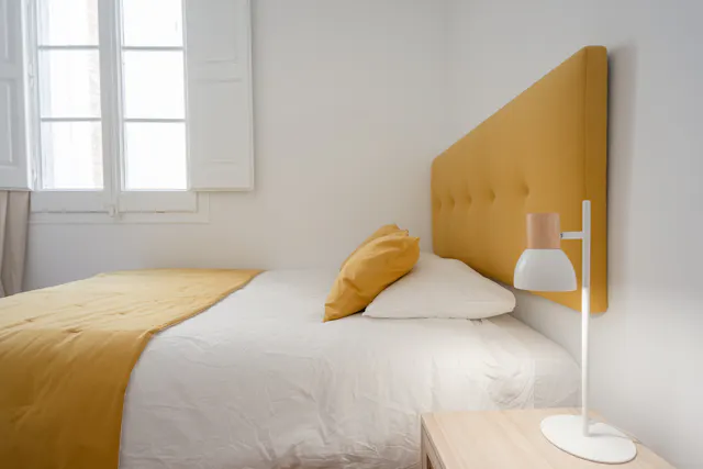 4-Bedroom Apartment in Carrer de l'Olivera, Barcelona (1500750) room image 2